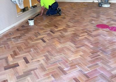 Laying tasmanian oak parquet